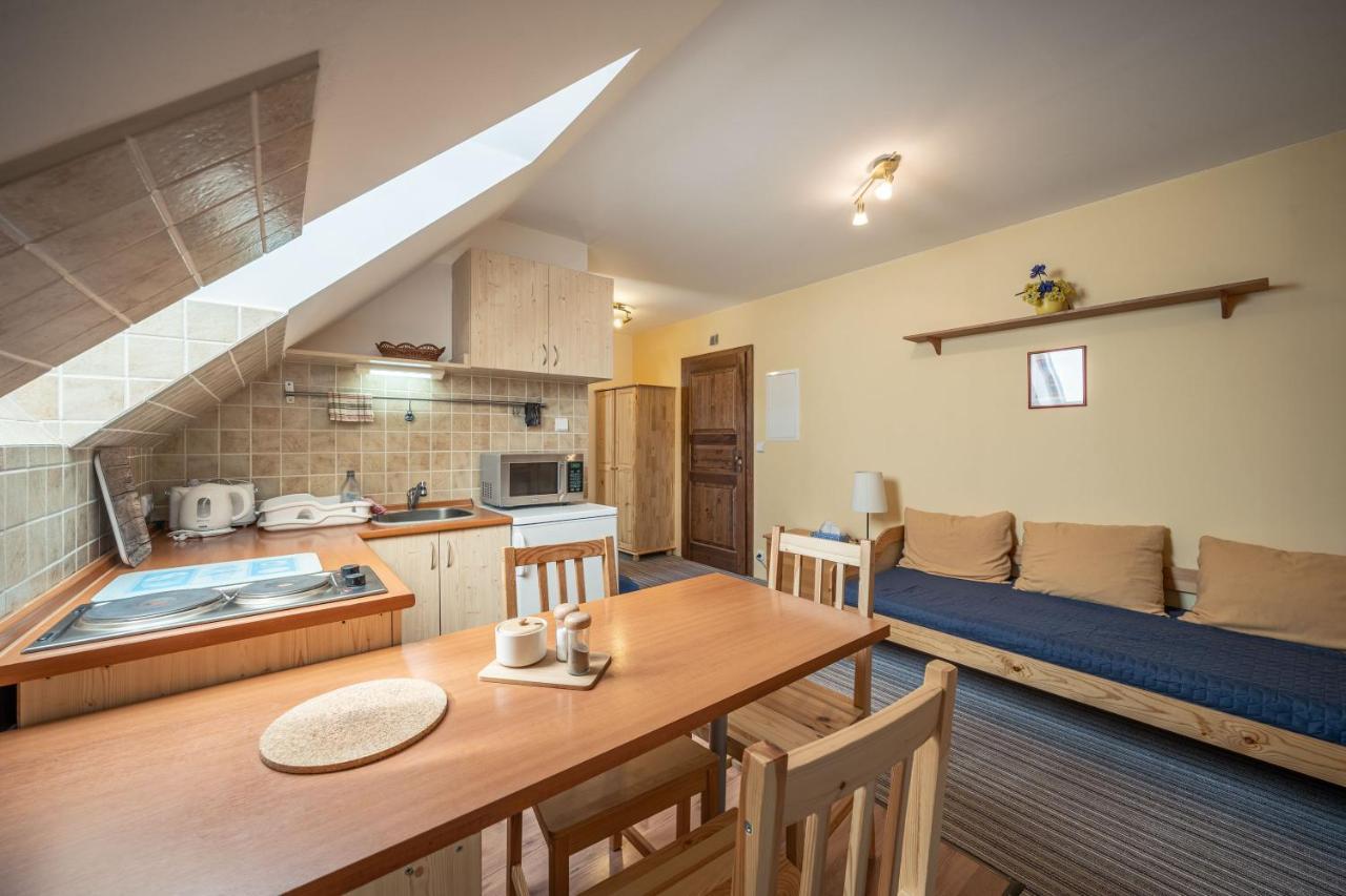 Apartmany Rubinovi Horejsi Vrchlabi Exteriör bild